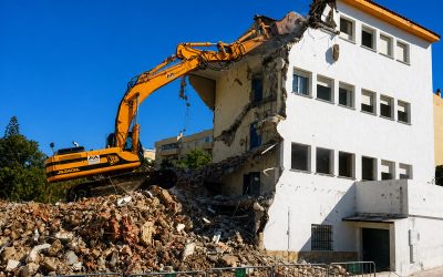 Derribos seguros: cómo se realiza una demolición profesional